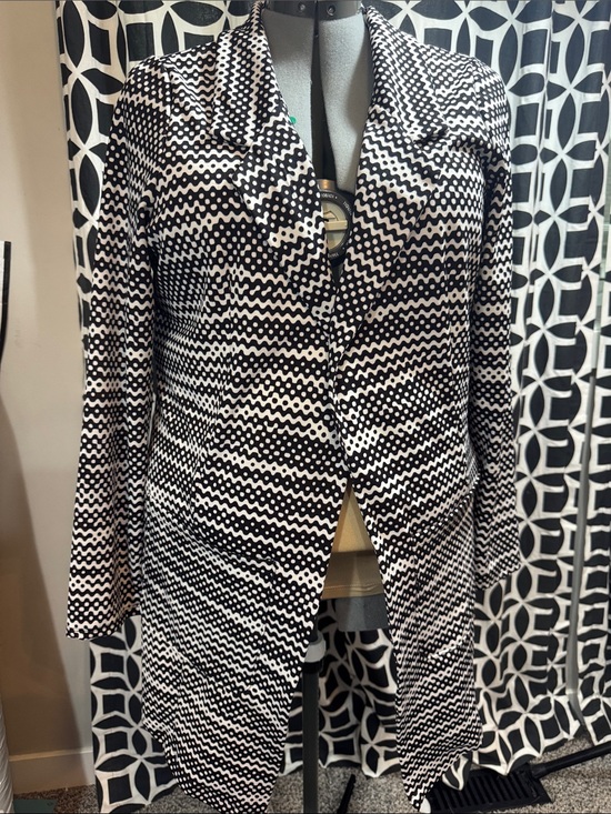 LuLaRoe Jackets & Blazers - Lularoe Gwen Blazer- Black & White Patterned Women's Long Blazer Jacket